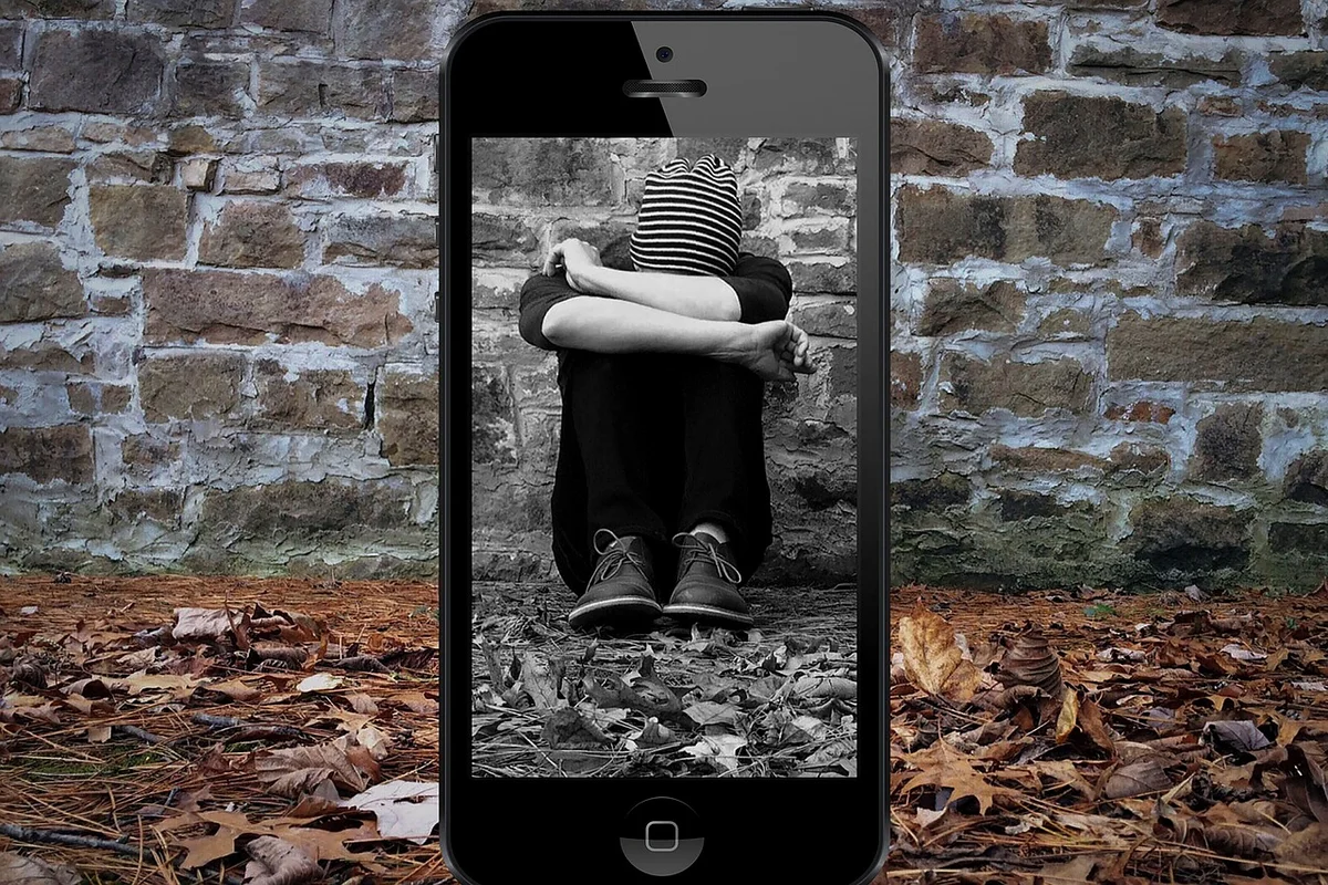 How to Protect Teens from Cyberbullying